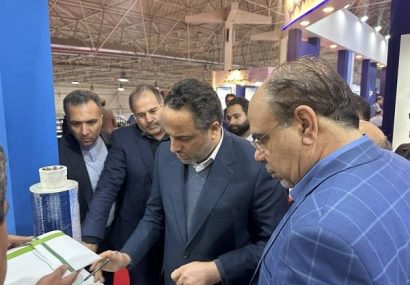 بازدید مدیرعامل شرکت مهندسی آب و فاضلاب کشور از دستاوردهای پژوهشی آبفای آذربایجان شرقی در نمایشگاه پژوهش و فناوری