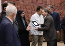 تجلیل شهردار و اعضای شورای اسلامی شهر تبریز از پدران شهدا تجلیل شهردار و اعضای شورای اسلامی شهر تبریز از پدران شهدا