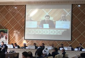 اگر مردم پای کار بیایند بسیاری از مشکلات رفع می شود اگر مردم پای کار بیایند بسیاری از مشکلات رفع می شود