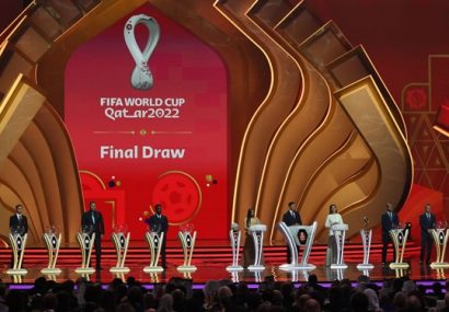 رونمایی از فرش جام جهانی 2022 قطر در تبریز رونمایی از فرش جام جهانی ۲۰۲۲ قطر در تبریز