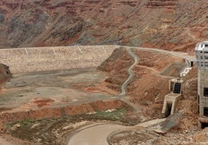 آب سد شهید مدنی، پشت سد ِ اعتبار/ سدی که آب ندارد! آب سد شهید مدنی، پشت سد ِ اعتبار/ سدی که آب ندارد!