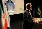 جامعه ایرانی با شعر و ادبیات زندگی می کند