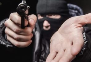 دستگیری سارق مسلح متواری در هریس دستگیری سارق مسلح متواری در هریس