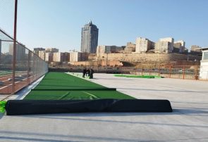 آغاز عملیات نصب چمن مصنوعی زمین تنیس ورزشی در پیرامون مجتمع تفریحی لاله پارک آغاز عملیات نصب چمن مصنوعی زمین تنیس ورزشی در پیرامون مجتمع تفریحی لاله پارک